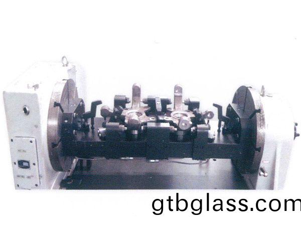 转向节(jie)四轴(zhou)液压夹(jia)具