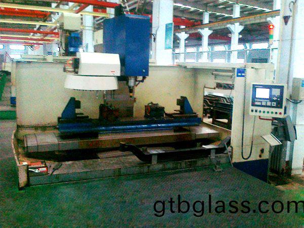 前轴(zhou)十孔加(jia)工(gong)专用(yong)立式(shi)加工