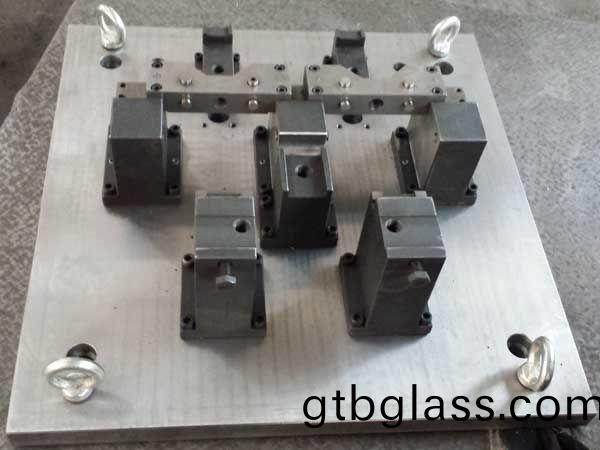 专(zhuan)用(yong)夹(jia)具(ju)